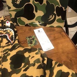 Bape zip up